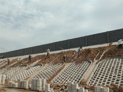 鑫基石建设集团承建的济青高铁淄博段接近尾声！