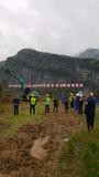 鑫基石建设集团承建的中国铁建第十八工程局张吉怀高铁龙鼻河大桥今日开工7.jpg